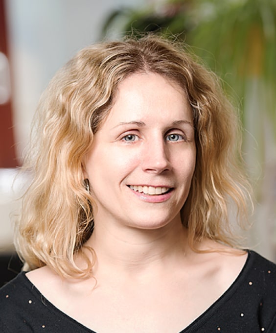claire-min